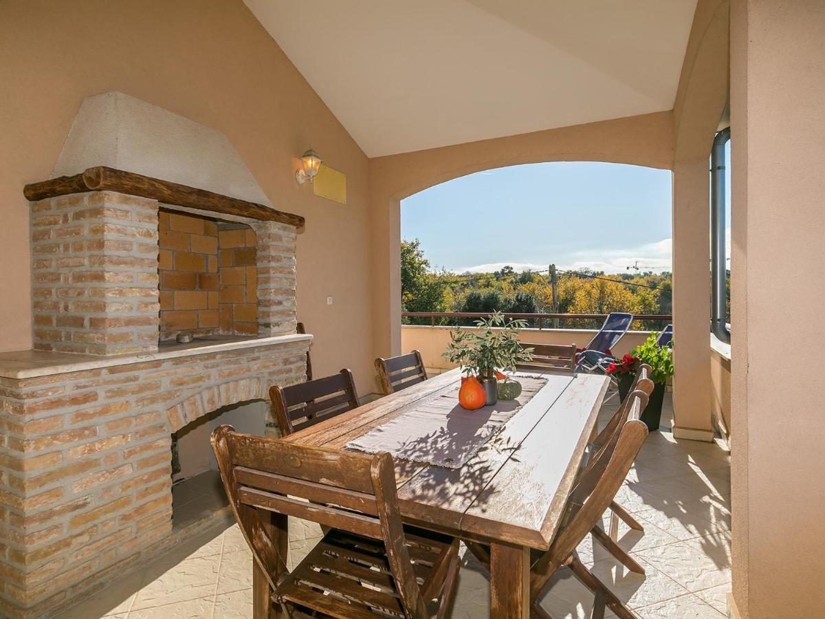 Holiday Appartment Tessa Porec Exterior photo